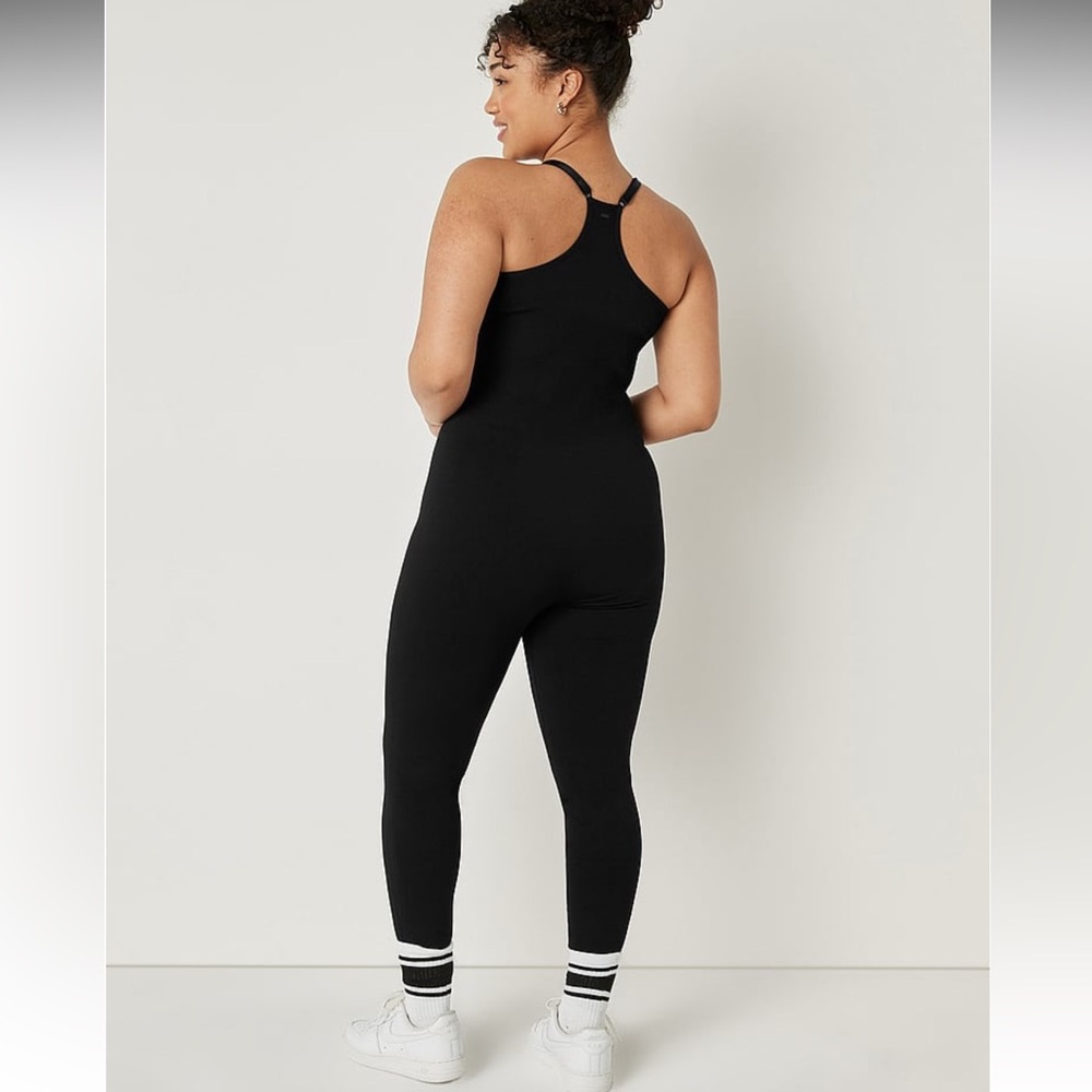 PINK Seamless Workout Onesie - Picture 4 of 4